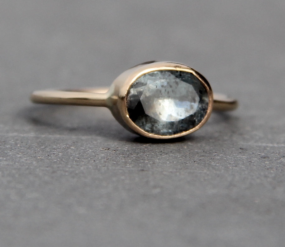 Moss Green Agate in gold