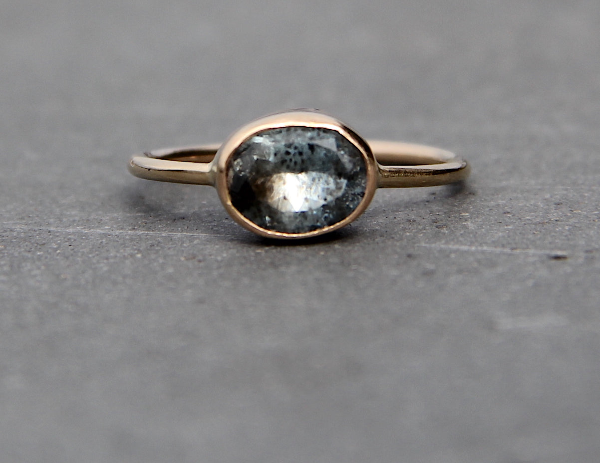 Moss Green Agate in gold