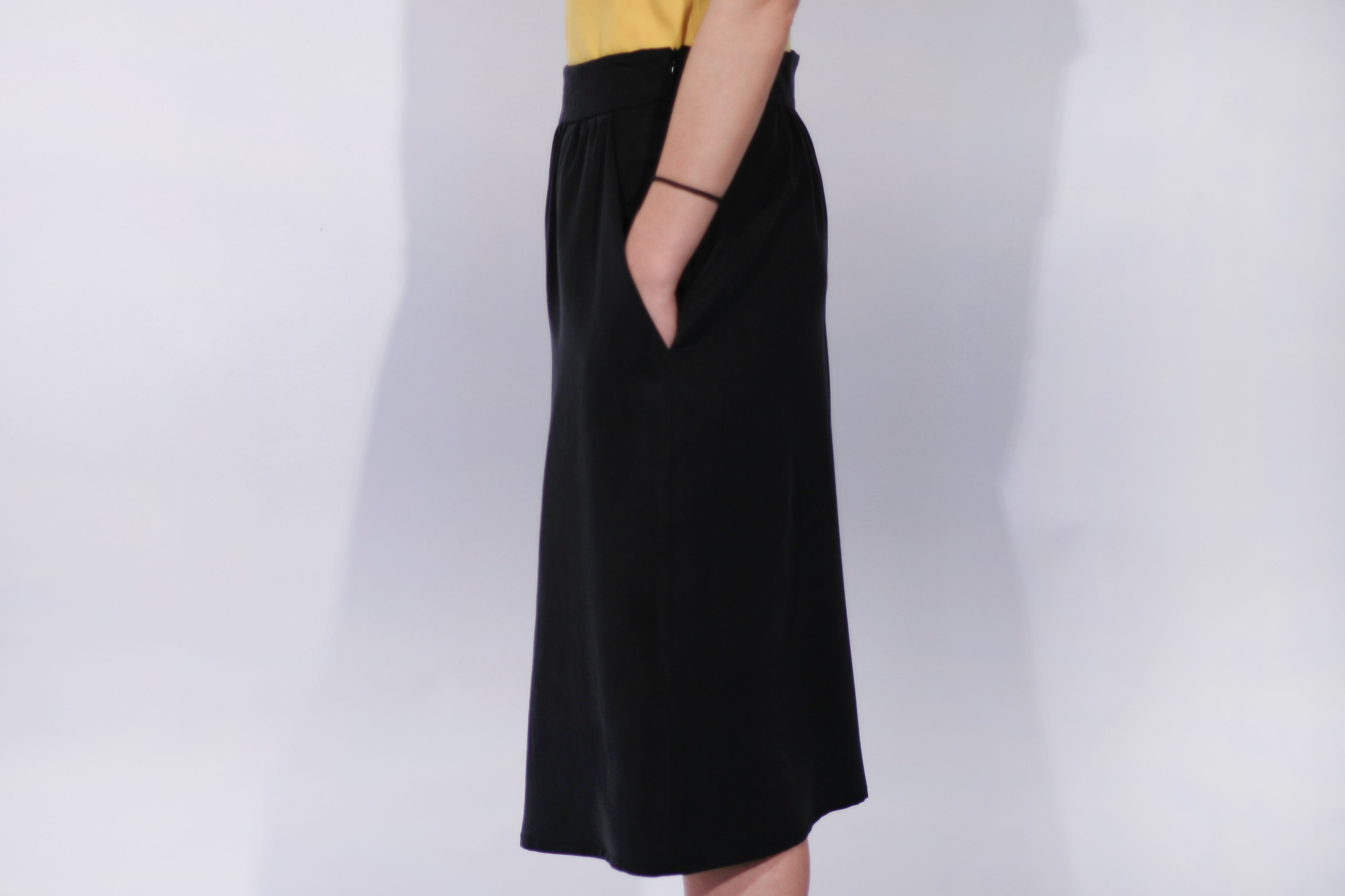 Eve Gravel Lanterne Shorts
