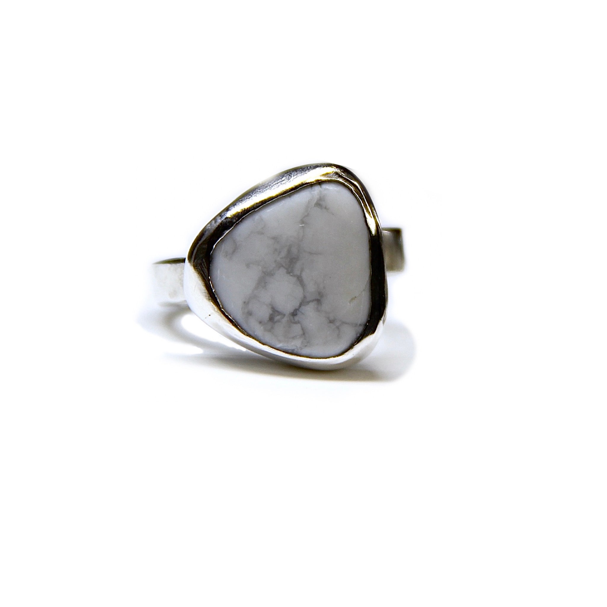 Howlite Ring